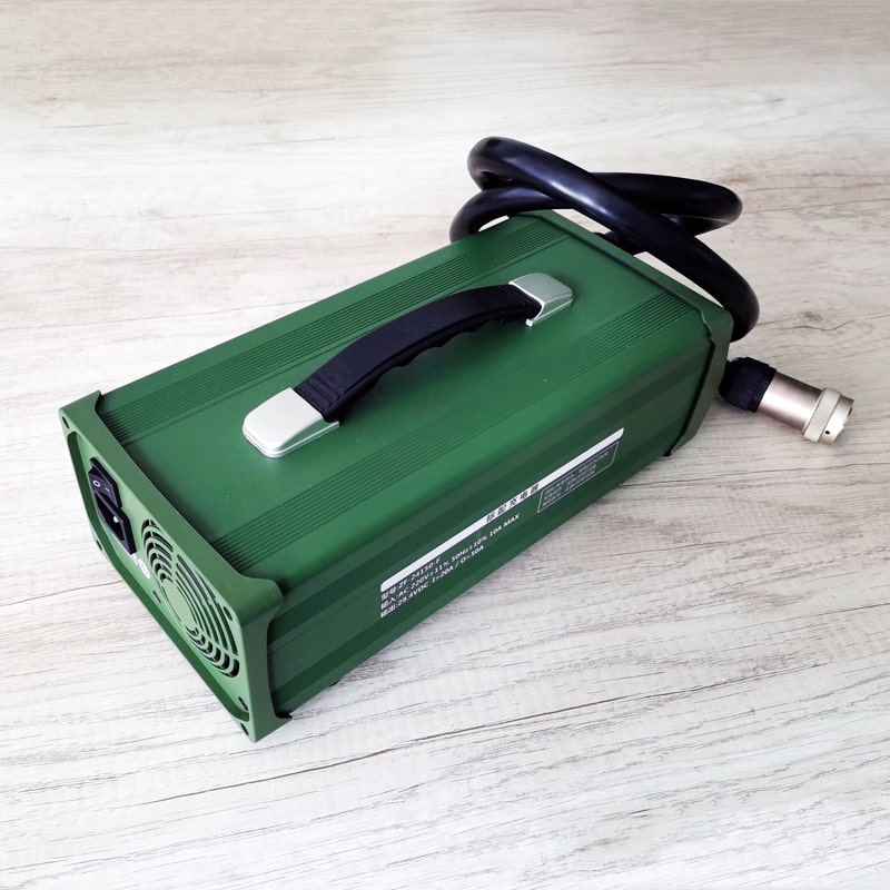 AC 220V Military products DC 57.6V 58.4V 35a 2200W Low Temperature charger for 16S 48V 51.2V LiFePO4 battery pack