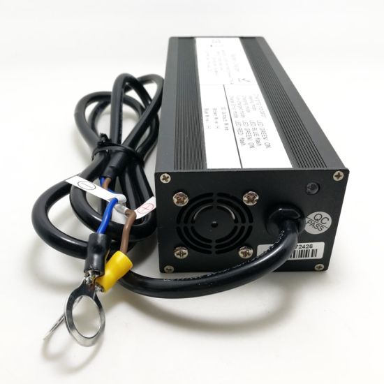 Full Automatic Intelligen 29.4V 8A 250W Charger for 24V SLA /AGM /VRLA /Gel Lead-Acid Battery with PFC