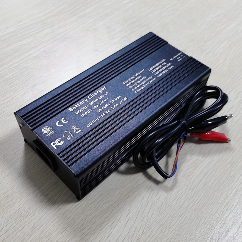 Factory Direct Sale 14.4V 14.6V 20a 360W charger for 4S 12V 12.8V LiFePO4 battery pack with Waterproof IP54 IP56