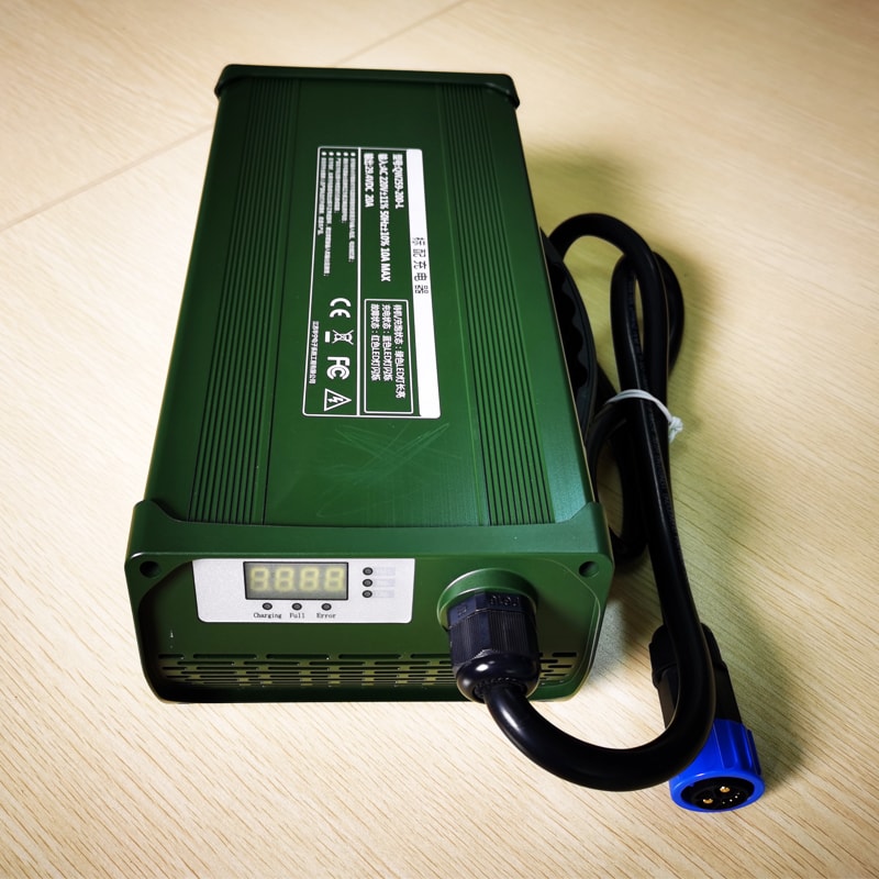 Military products 86.4V 87.6V 7a 600W Low Temperature charger for 24S 72V 76.8V LiFePO4 battery pack with PFC